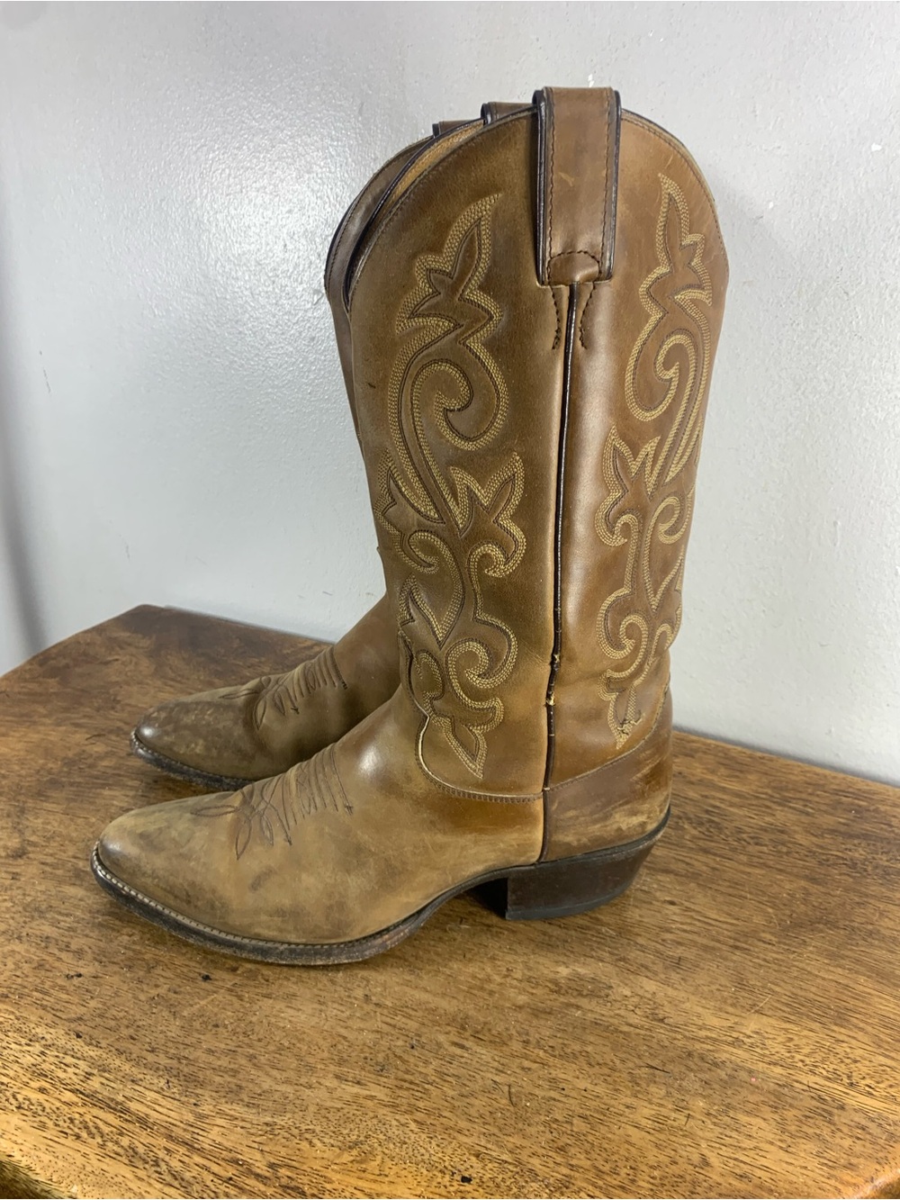 Justin Vintage Brown Leather Cowboy Boots Western Style Made in USA